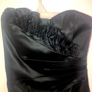 White House Black Market Size 6 cocktail dress